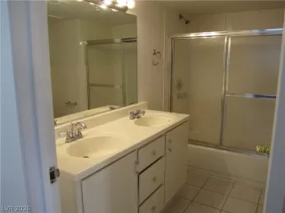 Photo #6: 2756733 Listing 