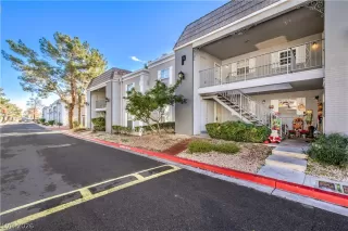 Photo #4: 2756740 Listing