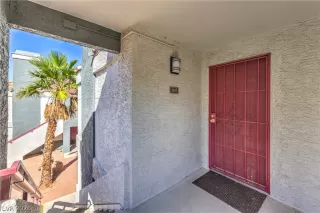 Photo #1: 2756747 Listing 