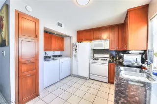 Photo #2: 2756750 Listing 