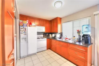 Photo #3: 2756750 Listing 