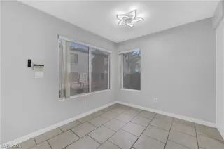 Photo #4: 2756755 Listing 