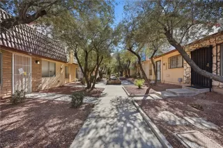 Photo #1: 2756782 Listing 