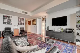 Photo #2: 2756790 Listing