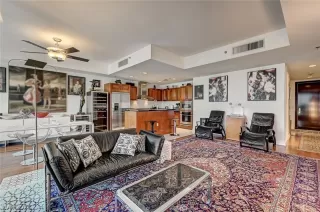 Photo #3: 2756790 Listing