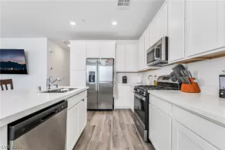 Photo #4: 2756871 Listing 