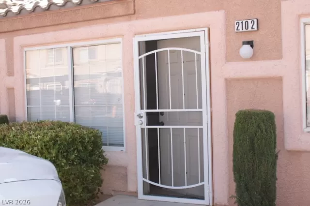 MLS: 2756887 Condo For Sale