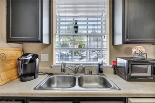 Photo #5: 2756901 Listing 