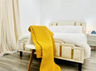 Photo #1: 2756914 Listing 