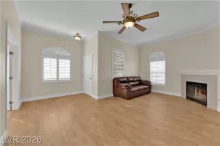 Photo #2: 2756918 Listing 