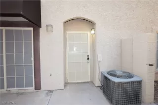 Photo #4: 2756920 Listing