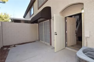 Photo #5: 2756920 Listing