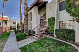 Photo #3: 2756942 Listing 