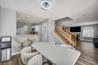 Photo #1: 2756951 Listing 