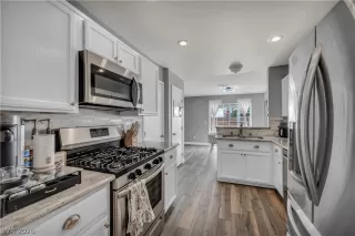 Photo #4: 2756951 Listing 