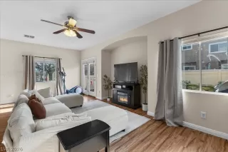 Photo #4: 2756973 Listing 