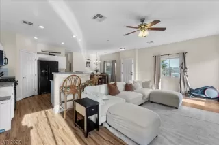 Photo #6: 2756973 Listing 