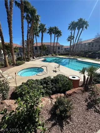 Photo #1: 2756975 Listing 