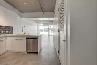 Photo #1: 2757027 Listing 