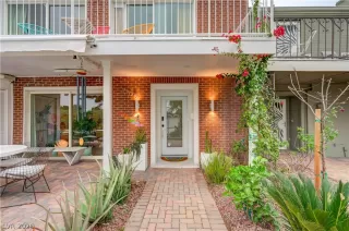 Photo #2: 2757034 Listing 