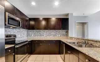 Photo #4: 2757043 Listing 