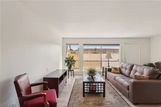 Photo #3: 2757101 Listing 