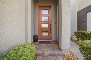 Photo #1: 2757110 Listing 