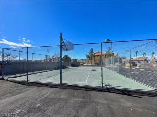 Photo #4: 2757146 Listing 