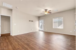 Photo #2: 2757160 Listing