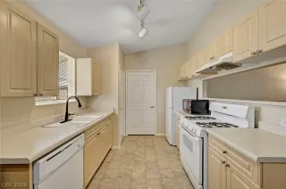 Photo #5: 2757179 Listing 