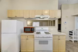 Photo #6: 2757179 Listing 