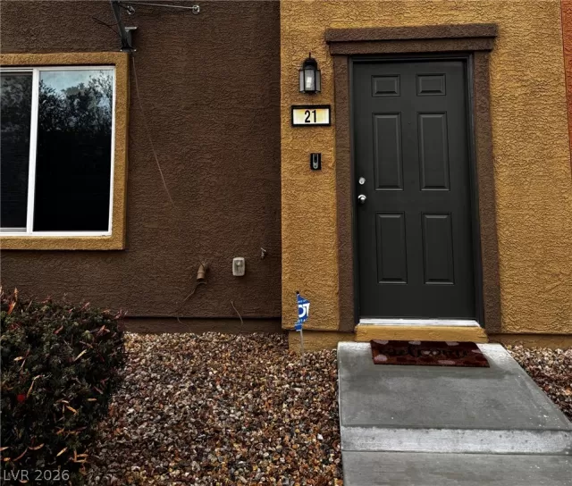 MLS: 2757184 Condo For Sale