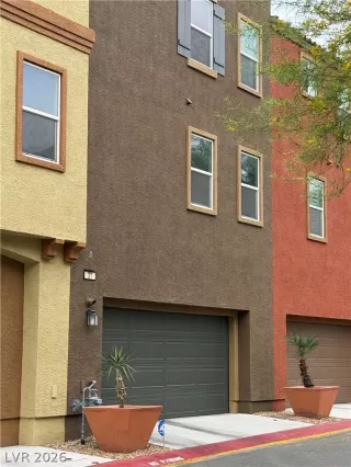 Photo #3: 2757184 Listing 