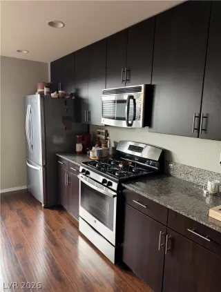 Photo #4: 2757184 Listing 