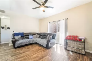 Photo #5: 2757246 Listing