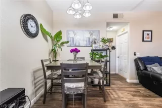 Photo #6: 2757246 Listing