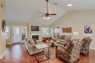 Photo #3: 2757293 Listing 