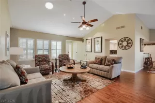 Photo #5: 2757293 Listing 