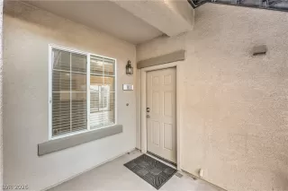 Photo #3: 2757306 Listing