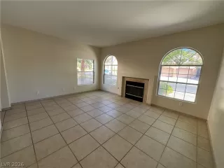 Photo #4: 2757390 Listing 