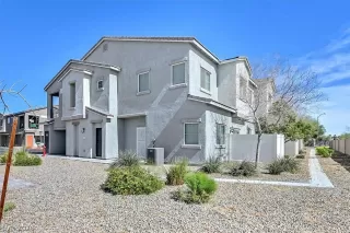 Photo #1: 2757394 Listing 