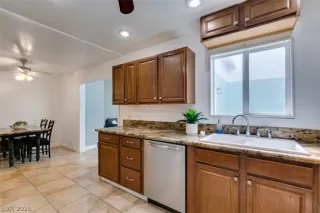 Photo #3: 2757398 Listing