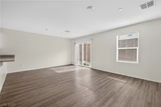 Photo #2: 2757412 Listing