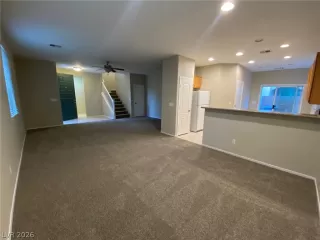 Photo #2: 2757443 Listing 