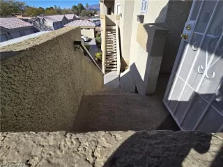 Photo #1: 2757471 Listing 