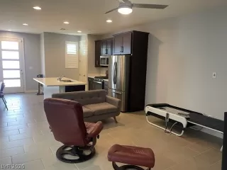 Photo #4: 2757526 Listing 