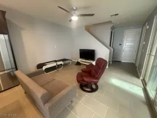 Photo #5: 2757526 Listing 