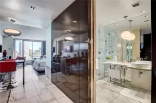 Photo #1: 2757555 Listing 