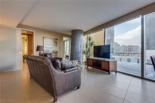 Photo #6: 2757589 Listing 