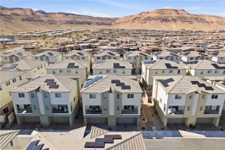 Photo #1: 2757602 Listing 